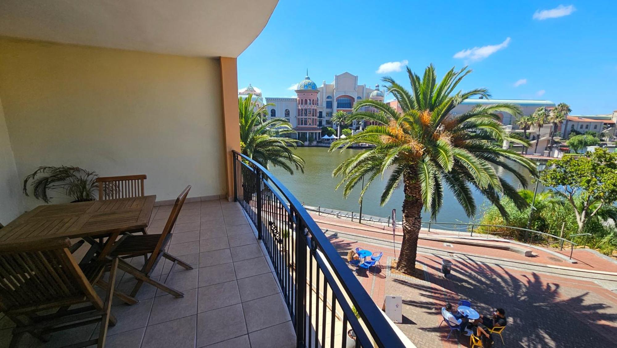 Apartment La Palmera - Island Club Canal Front